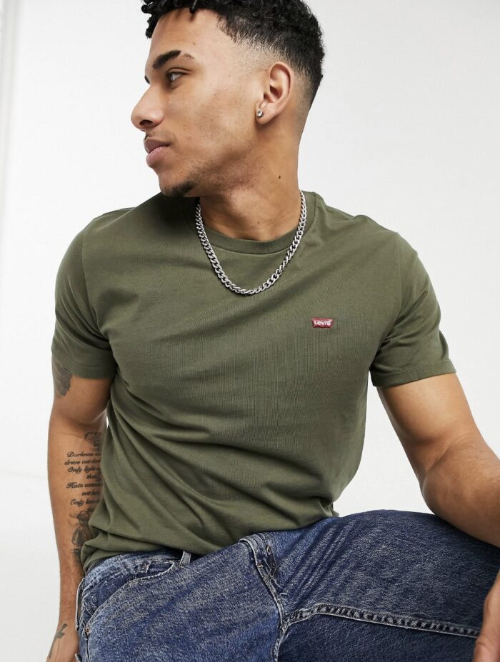 Levi's T-shirt