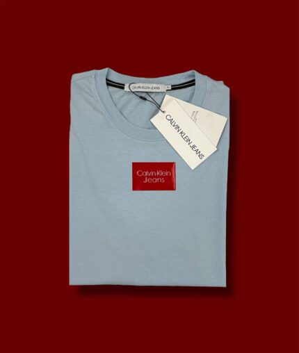 Calvin Klein T-shirt
